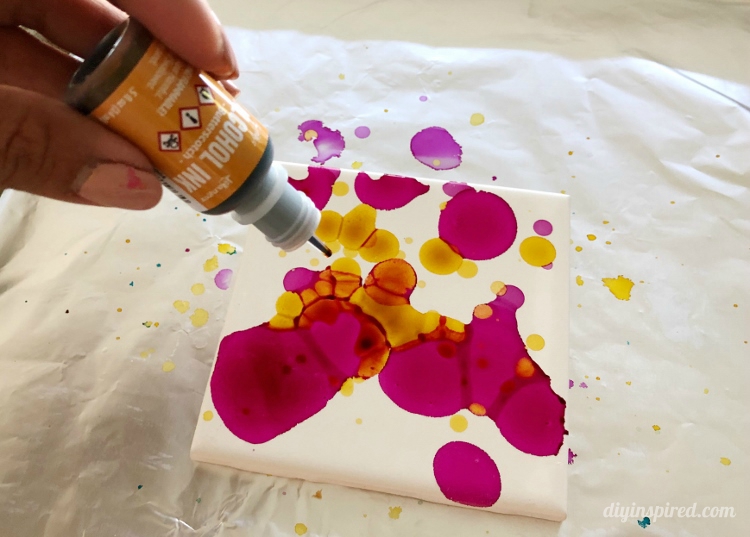 How to Paint with Alcohol Ink on Tile 